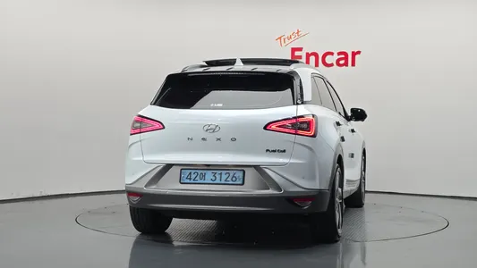 Hyundai 넥쏘 2022 4