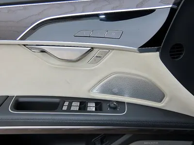 Audi A8 (D5) 55 TFSI LWB 2022 12