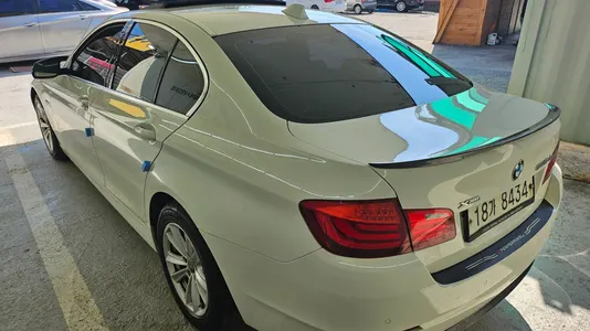 BMW 5 Series (F10) 520d 2013 4