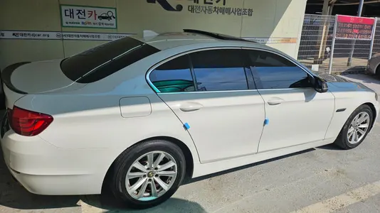 BMW 5 Series (F10) 520d 2013 7
