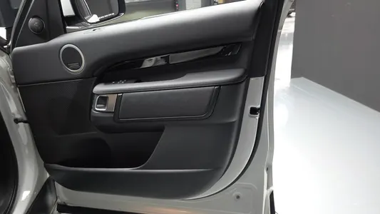 Land Rover 5 D300 HSE 2021 24