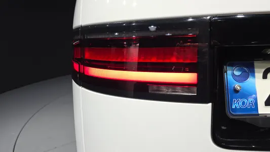 Land Rover 5 D300 HSE 2021 23