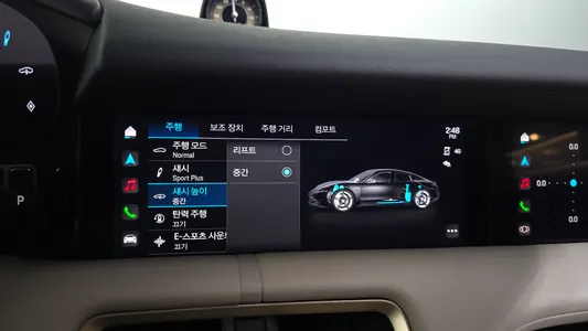 Porsche 타이칸 4S 2023 17