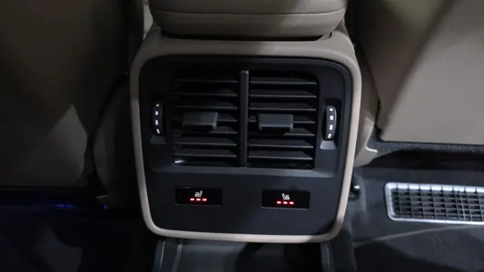 Porsche 타이칸 4S 2023 18