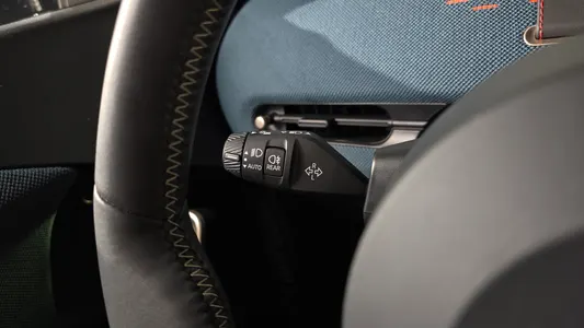 MINI 1 SE 2025 15