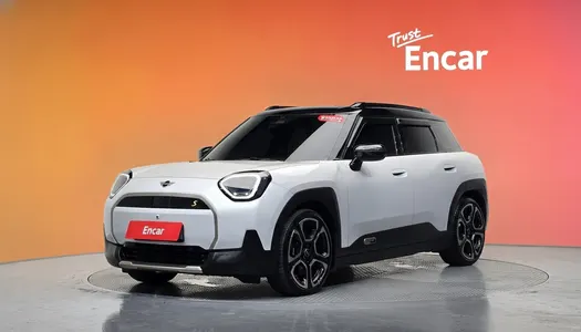 MINI 1 SE 2025 21