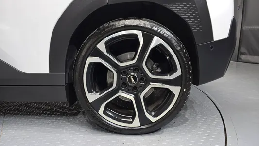 MINI 1 SE 2025 22