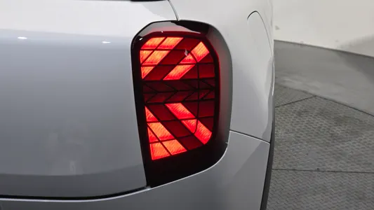 MINI 1 SE 2025 24