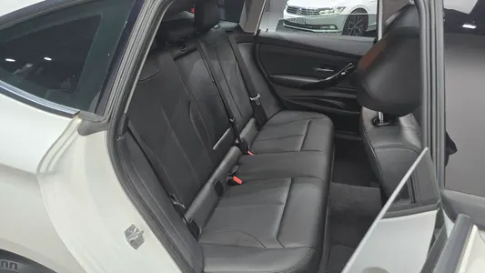 BMW 3 Series GT (F34) GT 320d 2018 12