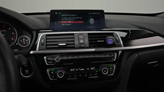 BMW 3 Series GT (F34) GT 320d 2018 14