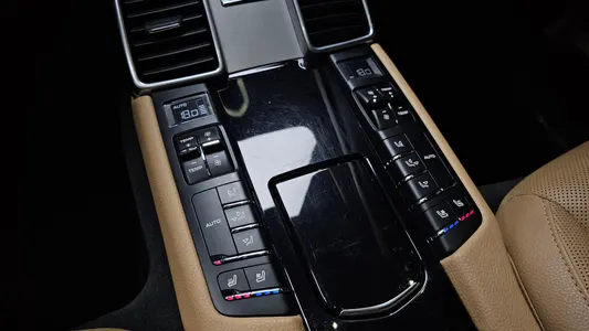 Porsche 파나메라 3.6 AWD 2016 27
