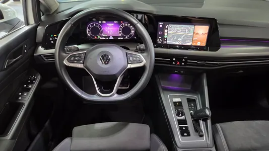 Volkswagen 8 2.0 TDI 2022 16