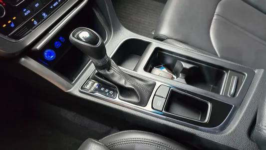 Hyundai LF 2.0 2016 9