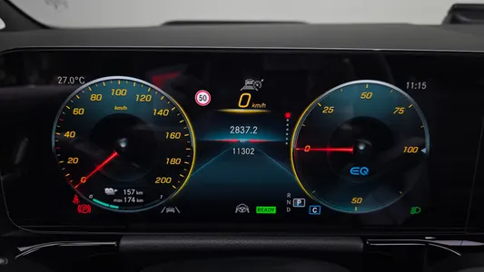 Mercedes-Benz EQA H243 EQA250 AMG 2023 7