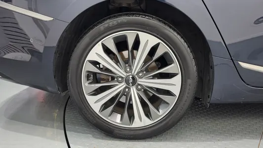 Kia K8 2023 5