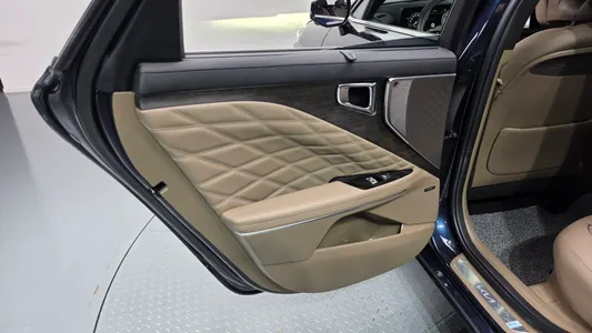 Kia K8 2023 25