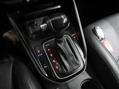 Kia 카렌스 2.0 LPi 2015 9