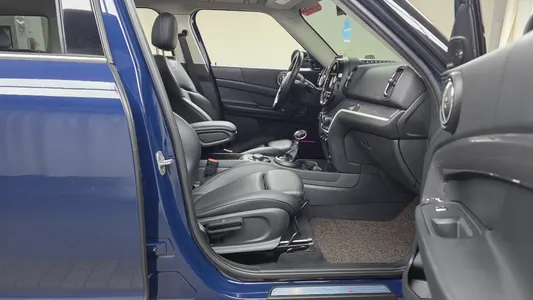 MINI S 2018 27