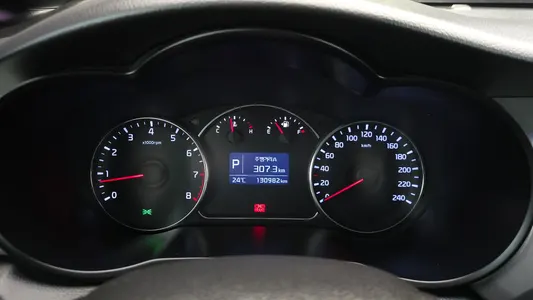 Kia 카렌스 2.0 LPi 2014 8