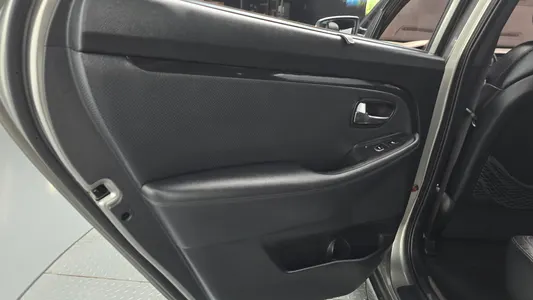 Kia 카렌스 2.0 LPi 2014 26
