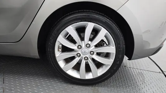Kia 카렌스 2.0 LPi 2014 22