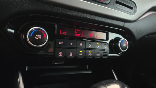 Kia 카렌스 2.0 LPi 2014 28