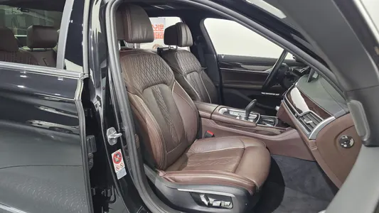 BMW 7 Series (G11) 730Ld xDrive 2016 12