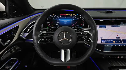Mercedes-Benz E-Class W214 E300 4MATIC AMG Line 2026 14