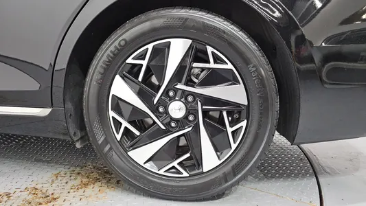 Hyundai IG 2022 21
