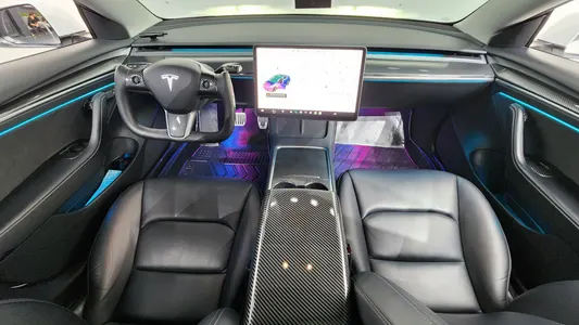 Tesla 3 AWD 2021 7