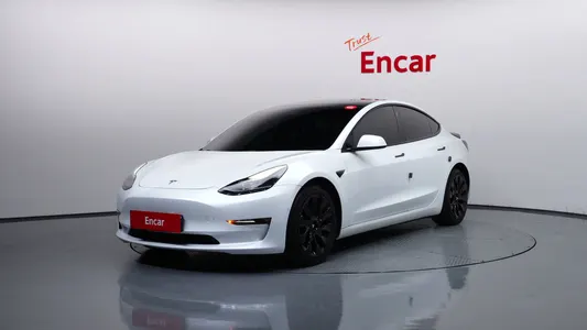 Tesla 3 AWD 2021