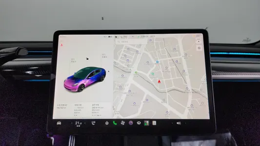 Tesla 3 AWD 2021 13