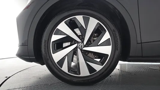 Volkswagen ID.4 2023 4