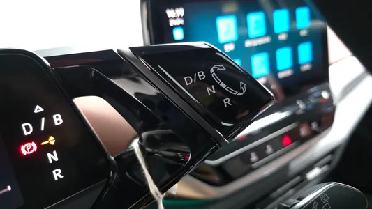Volkswagen ID.4 2023 8