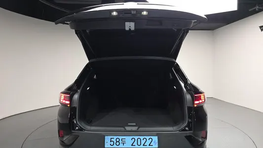 Volkswagen ID.4 2023 19