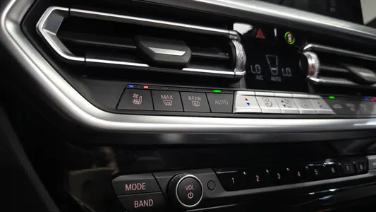 BMW X4 (G02) xDrive20i M 2024 34