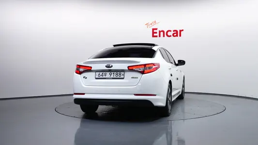 Kia K5 500h 2013 4