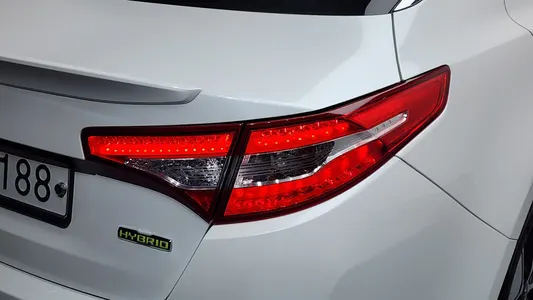 Kia K5 500h 2013 23
