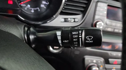 Kia K5 500h 2013 27