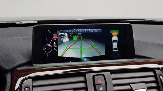 BMW 3 Series (F30) 320i 2014 20