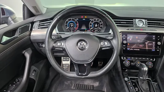 Volkswagen 아테온 2.0 TDI 2019 12