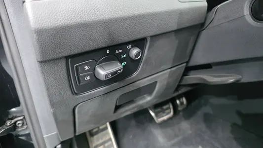 Volkswagen 아테온 2.0 TDI 2019 18