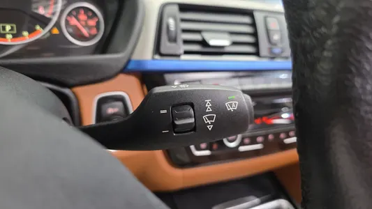 BMW 3 Series (F30) 320d 2014 17