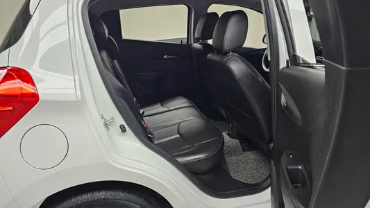 Chevrolet Spark LT 2019 11