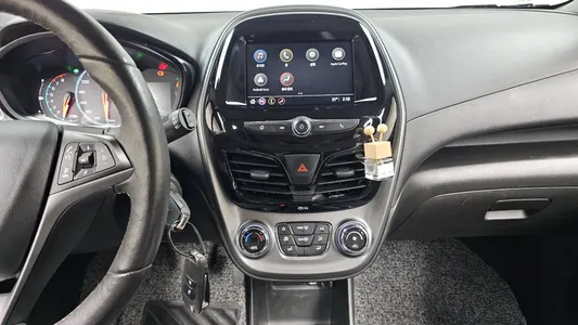 Chevrolet Spark LT 2019 13