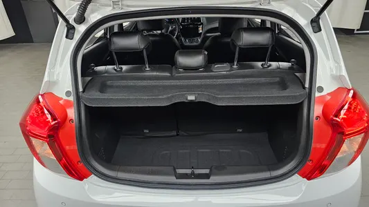 Chevrolet Spark LT 2019 20