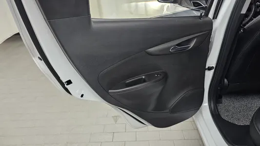 Chevrolet Spark LT 2019 25