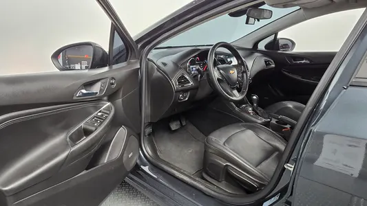 Chevrolet 크루즈 1.4 LT 2017 10