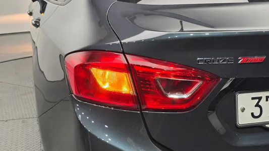 Chevrolet 크루즈 1.4 LT 2017 24