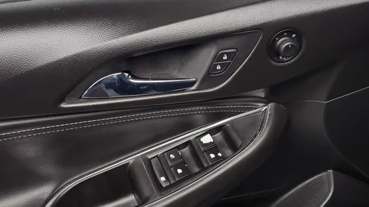 Chevrolet 크루즈 1.4 LT 2017 29